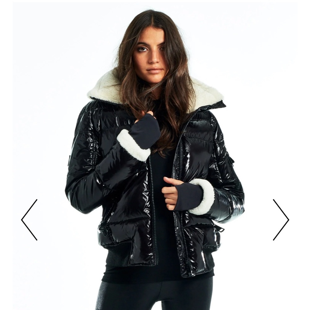 NWT Sam. Nikki Bomber in Caviar Black Size S - real shearling!
